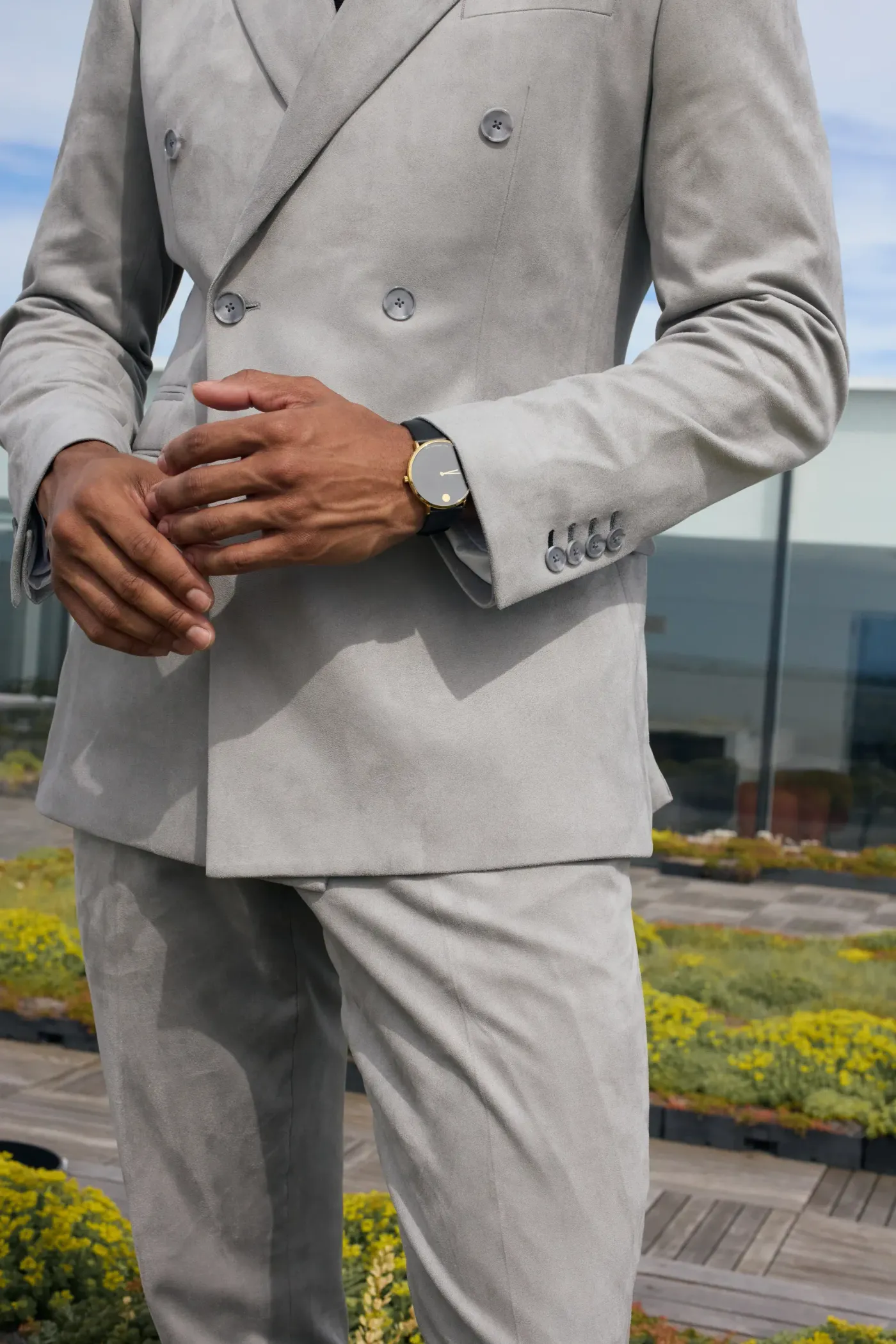 Hand-padded lapel, pick stitch detail